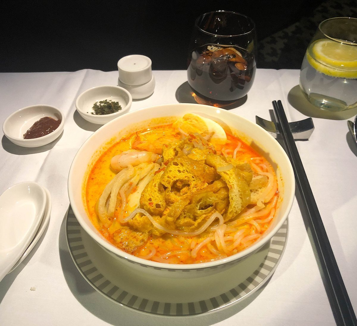 singapore a350 business food