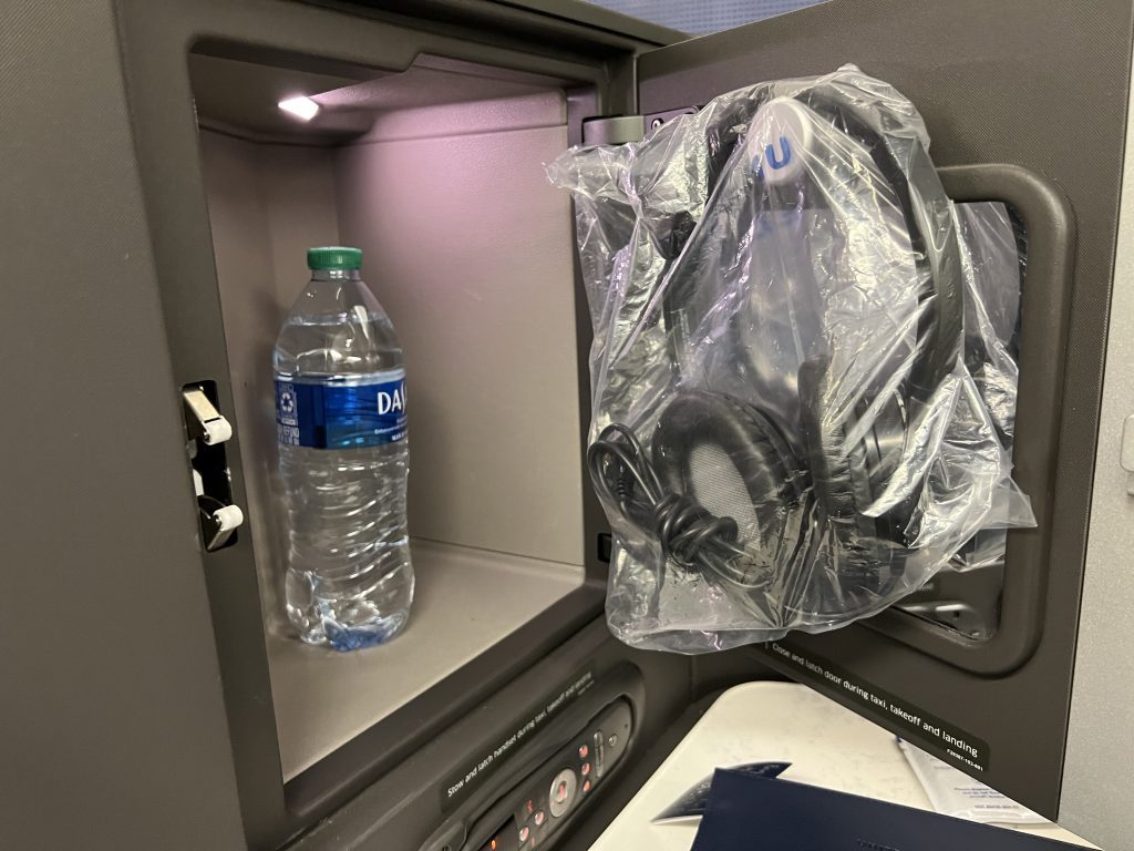 United Polaris Headphones